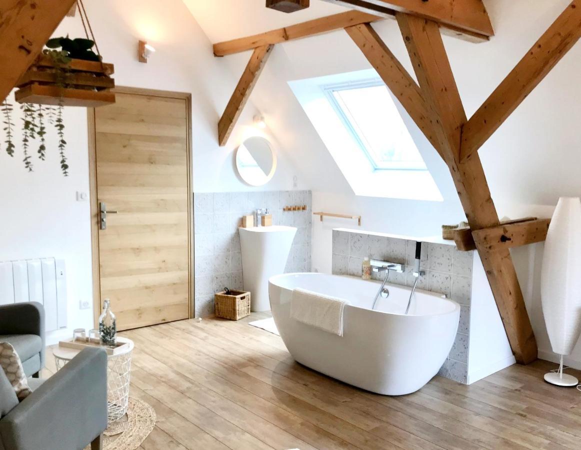Aux 2 Girouettes Bed & Breakfast Merville  Bagian luar foto