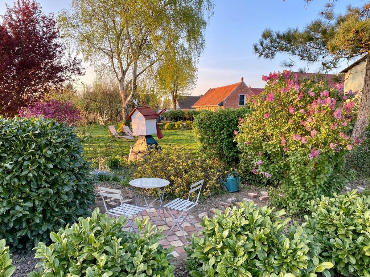 Aux 2 Girouettes Bed & Breakfast Merville  Bagian luar foto